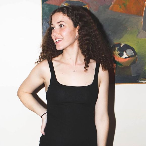 Meet your Posher, Emily - Picture 1 of 1